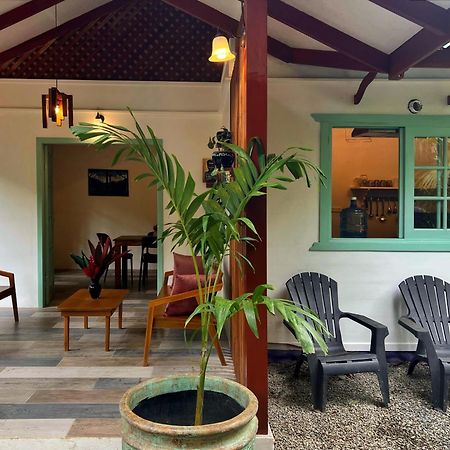 Geckoes Lodge Cocles Exterior photo