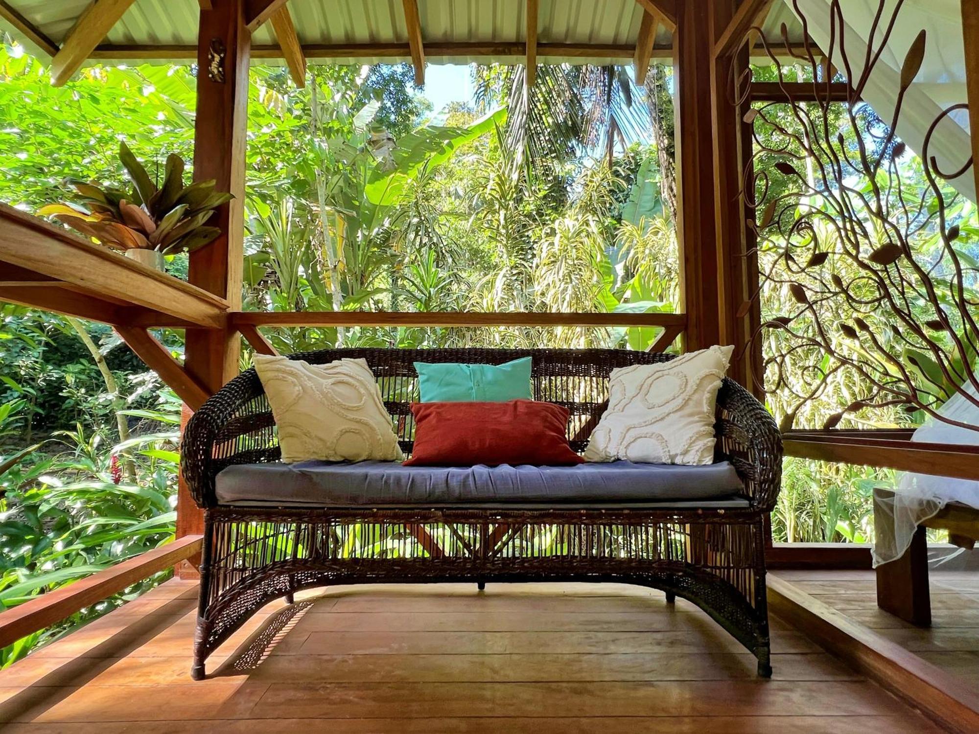 Geckoes Lodge Cocles Exterior photo