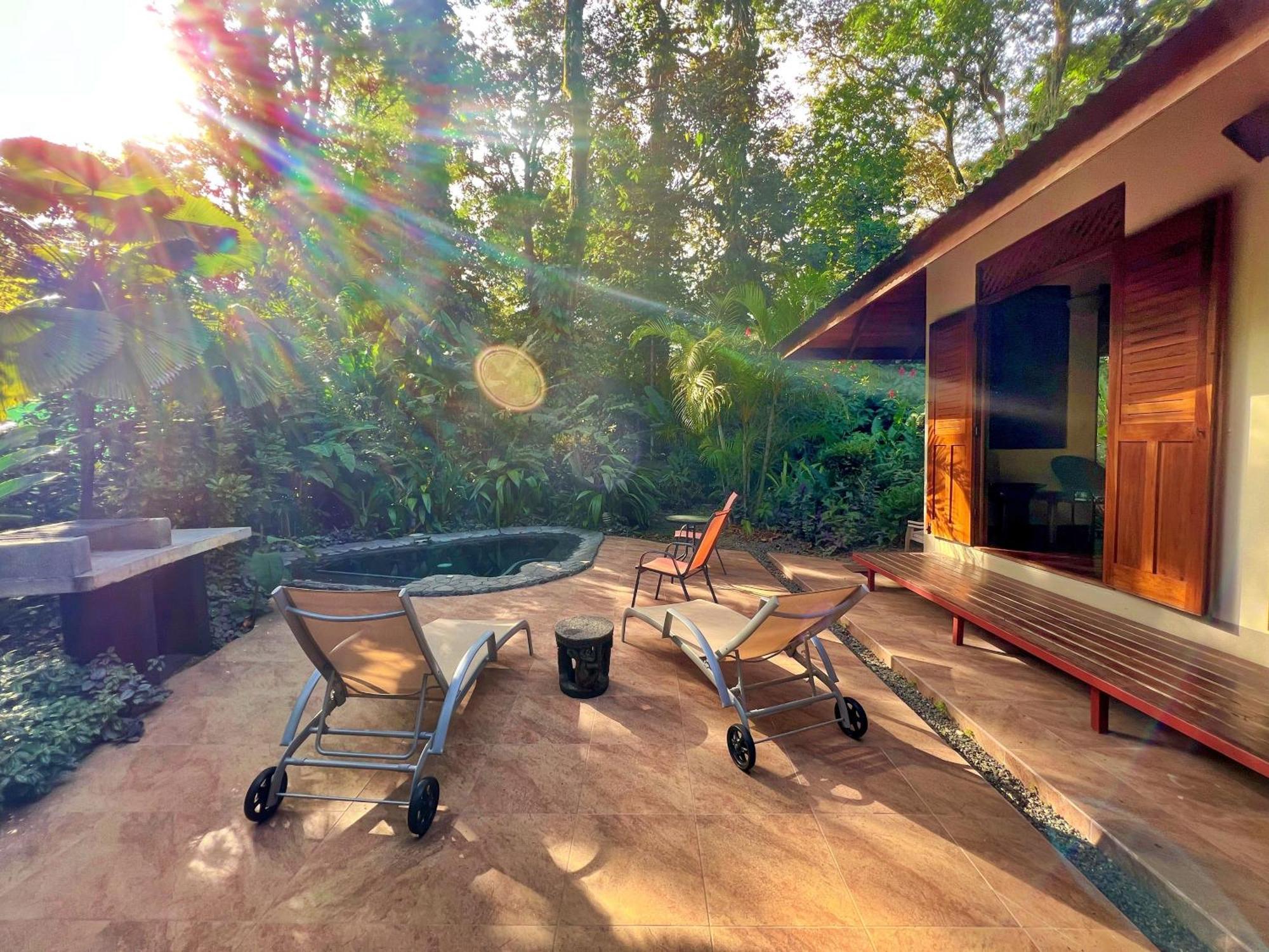 Geckoes Lodge Cocles Exterior photo