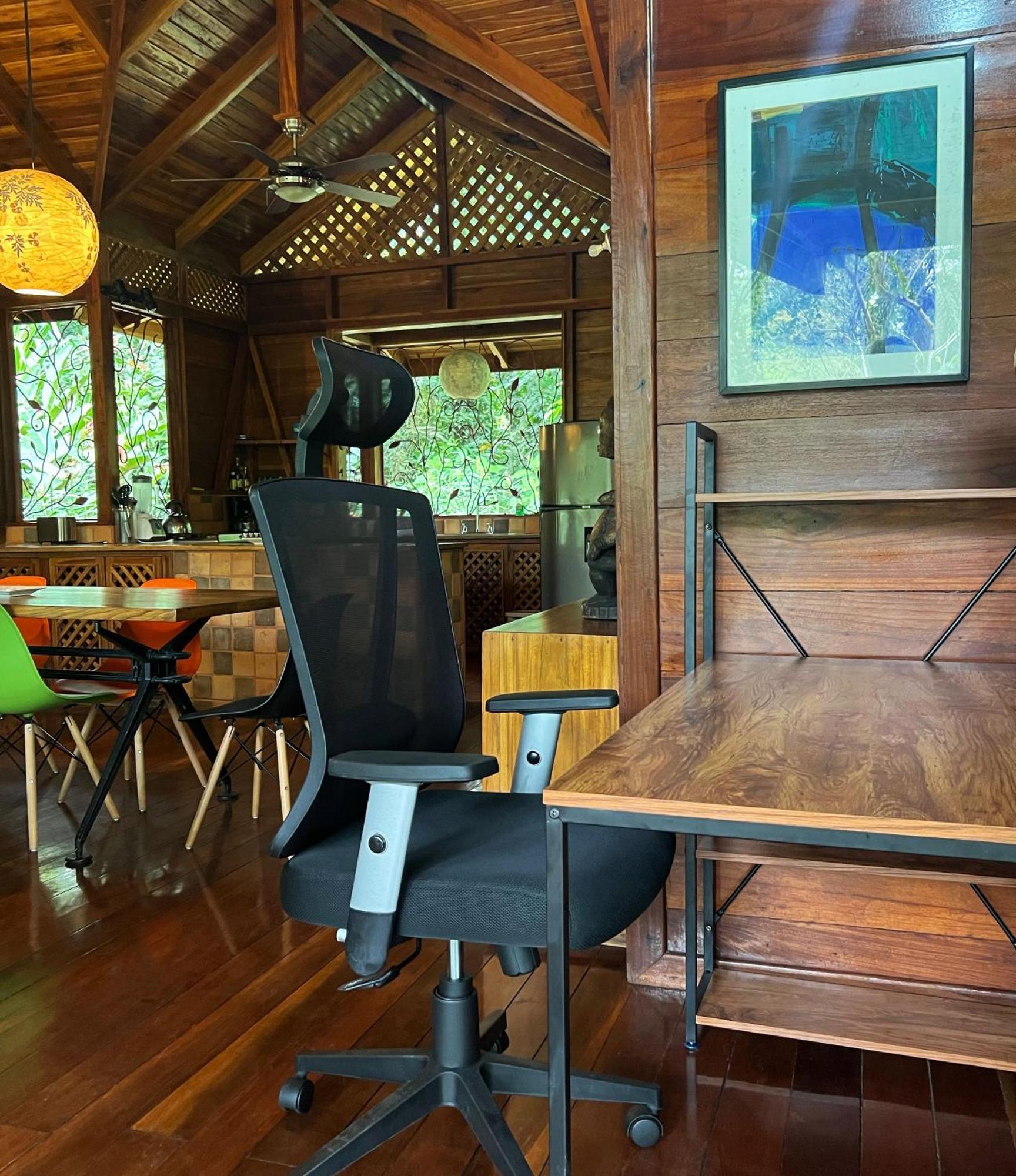 Geckoes Lodge Cocles Exterior photo